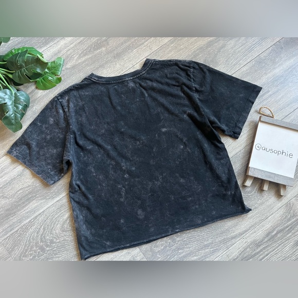 Fifth Sun Radiate Good Energy mushroom tee in charcoal tie dye. Size S - Picture 5 of 7